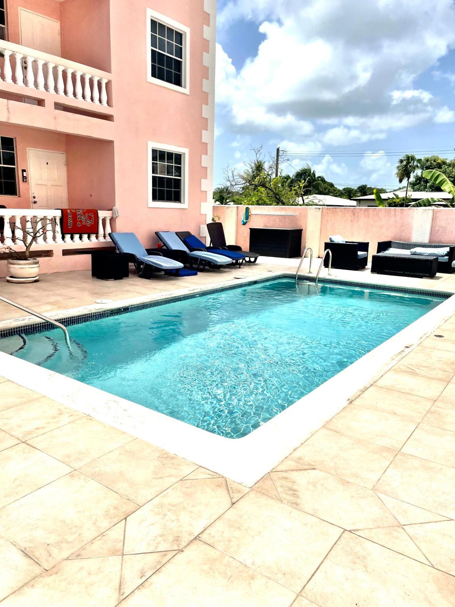 Seashades 2Br 1 Full And 1 Half Bathrooms Condo With Pool Close To Beach Sleeps 4 Christ Church Exterior photo